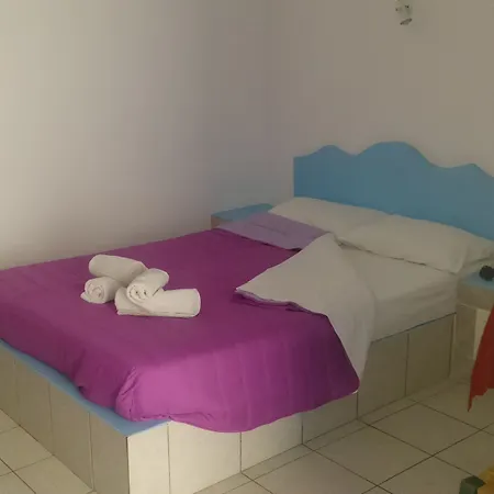 Studio Apartment Perivolos *